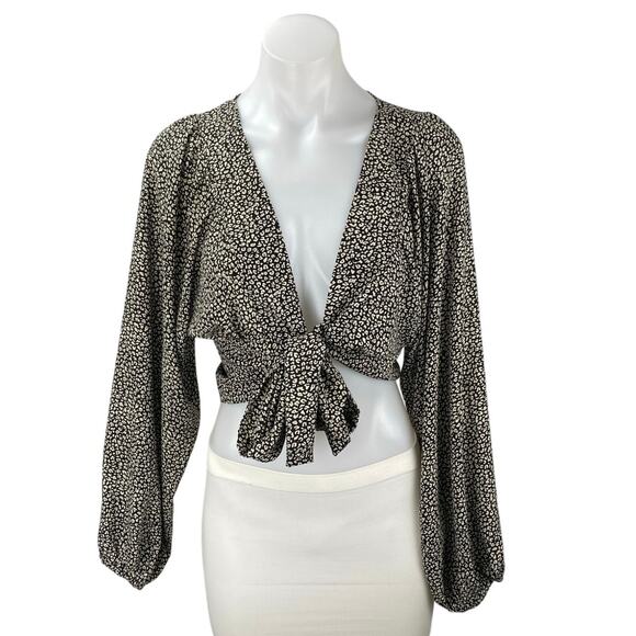Princess Polly Black Leopard Print Long Sleeve Tie Front Crop Blouse Top Size 4 - Picture 1 of 5